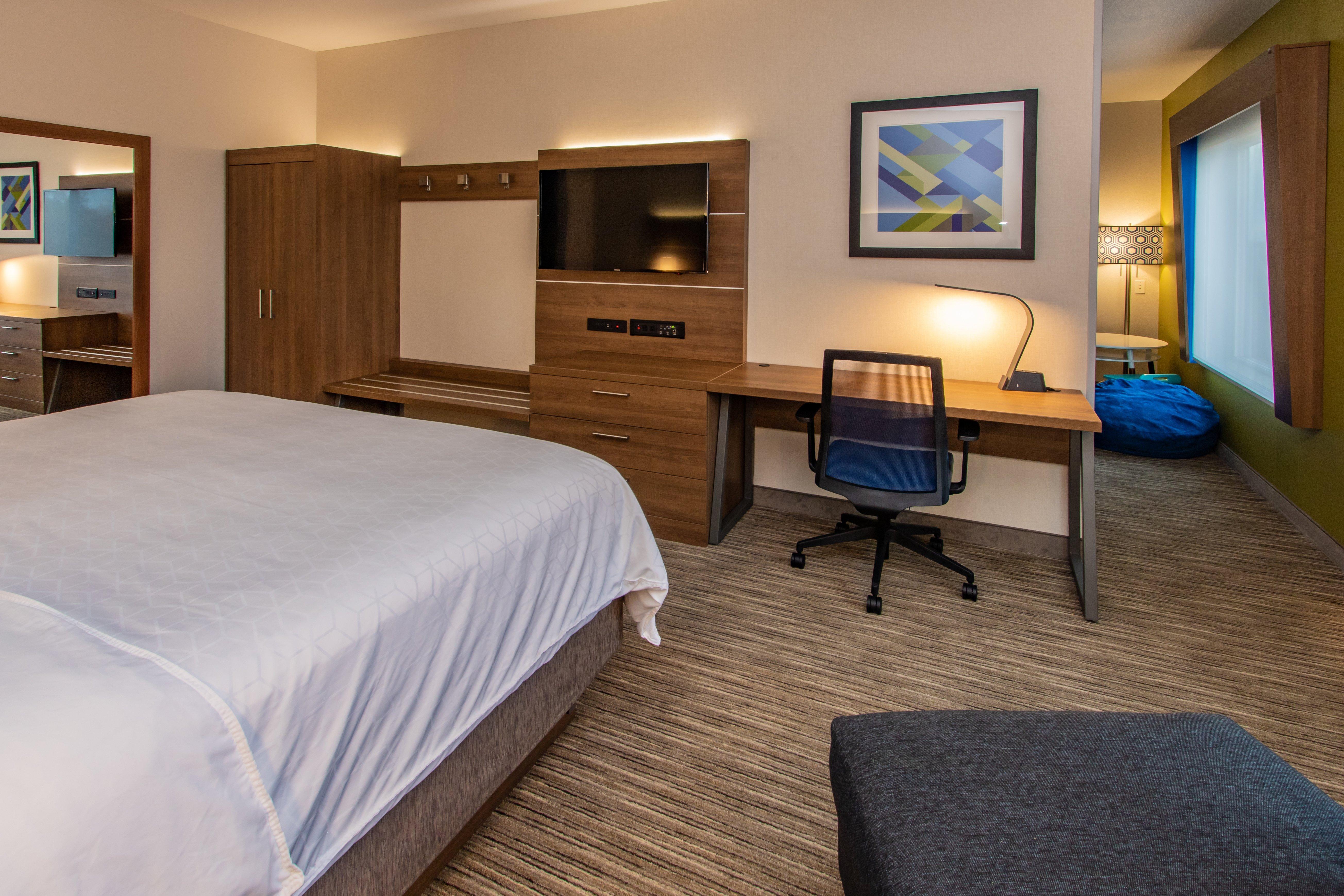 Holiday Inn Express Hotel & Suites Roseville - Galleria Area By Ihg Luaran gambar