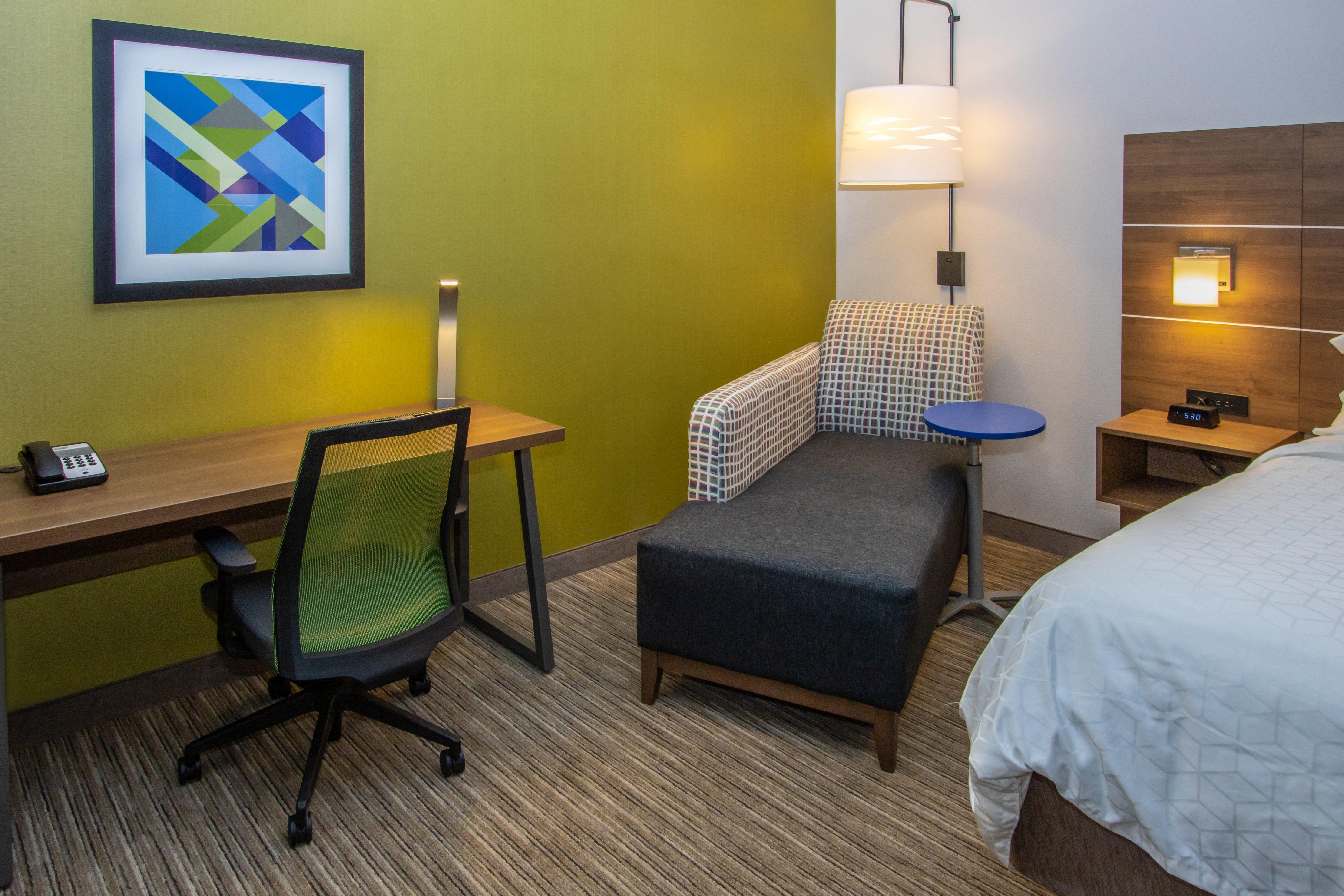 Holiday Inn Express Hotel & Suites Roseville - Galleria Area By Ihg Luaran gambar