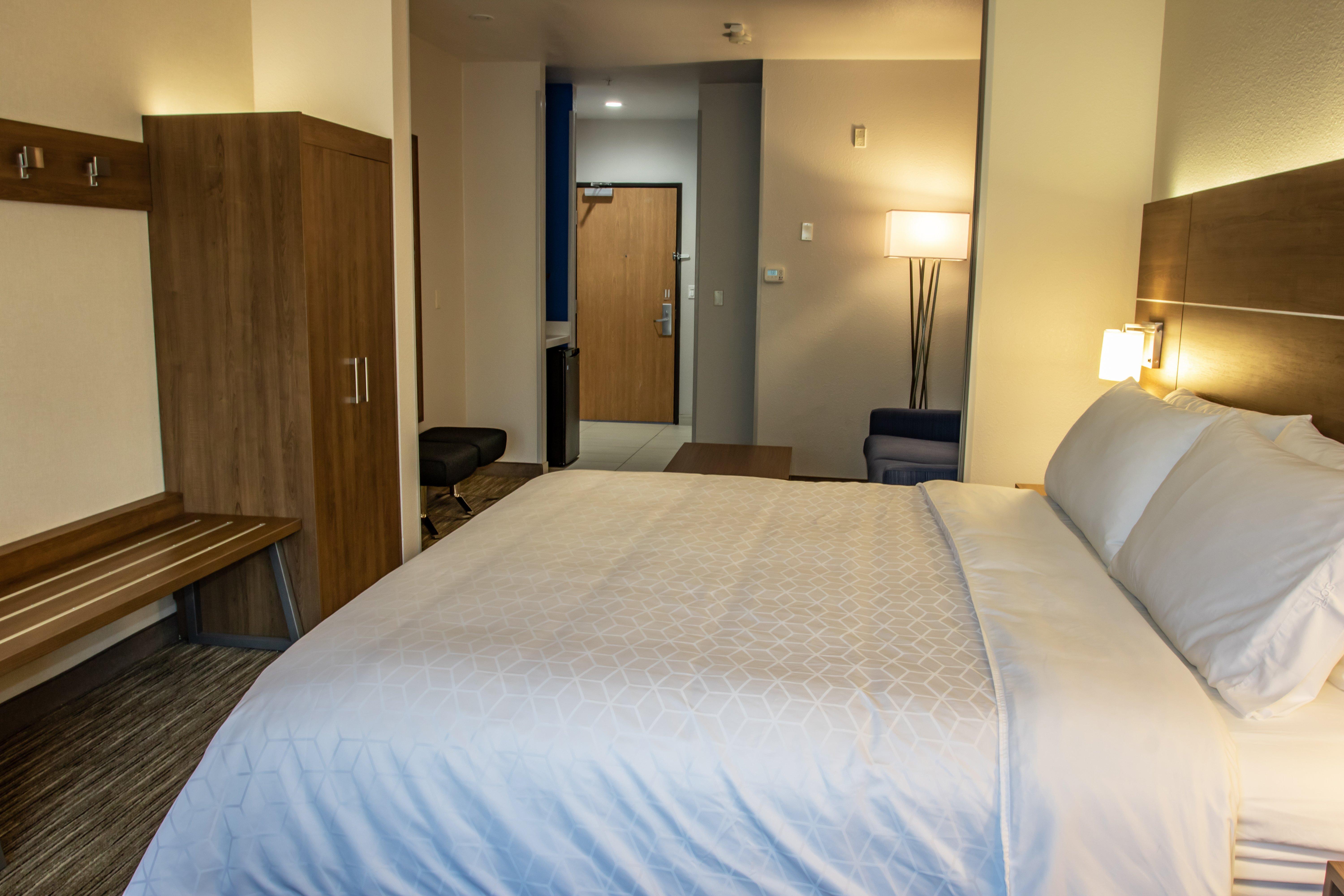 Holiday Inn Express Hotel & Suites Roseville - Galleria Area By Ihg Luaran gambar