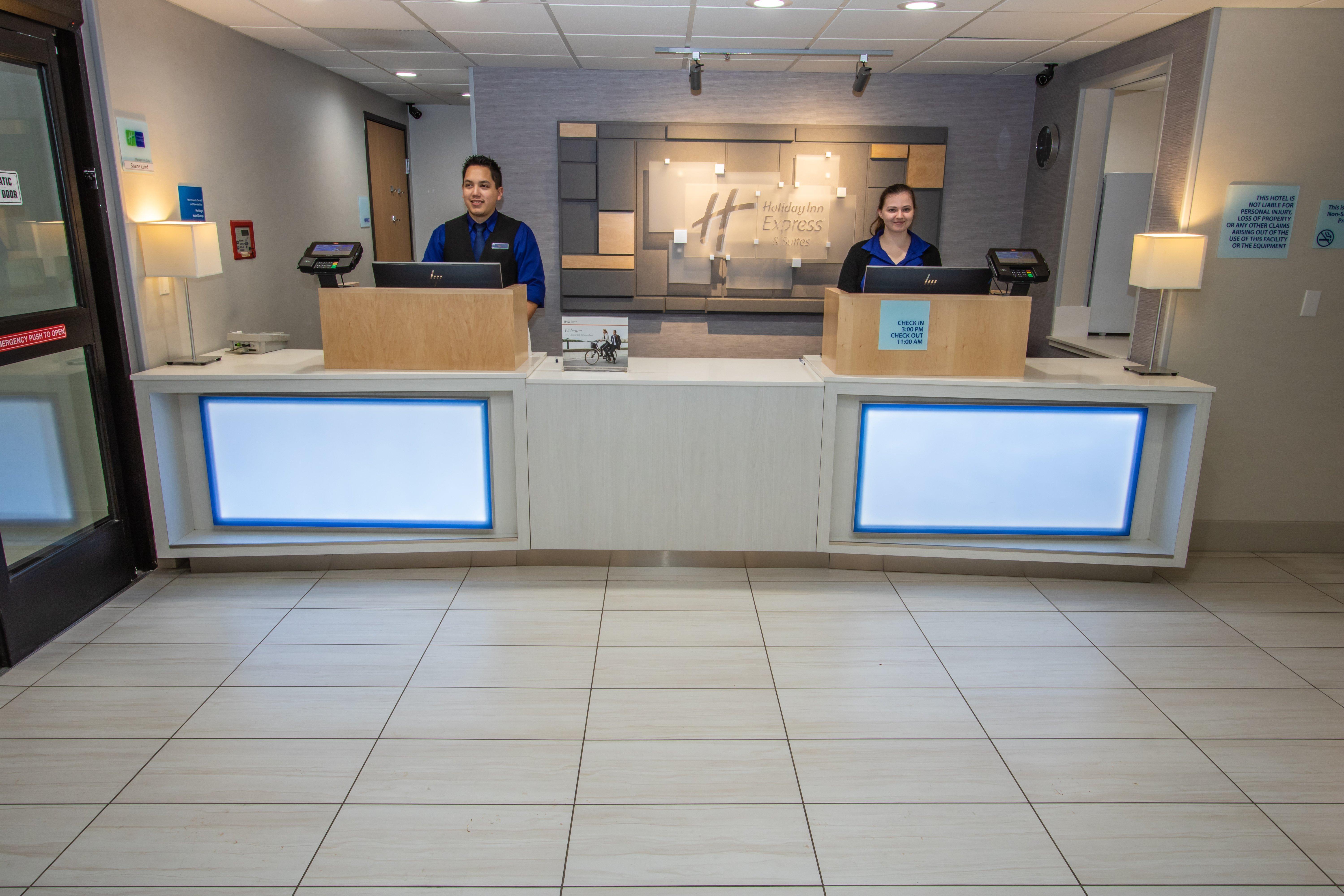 Holiday Inn Express Hotel & Suites Roseville - Galleria Area By Ihg Luaran gambar