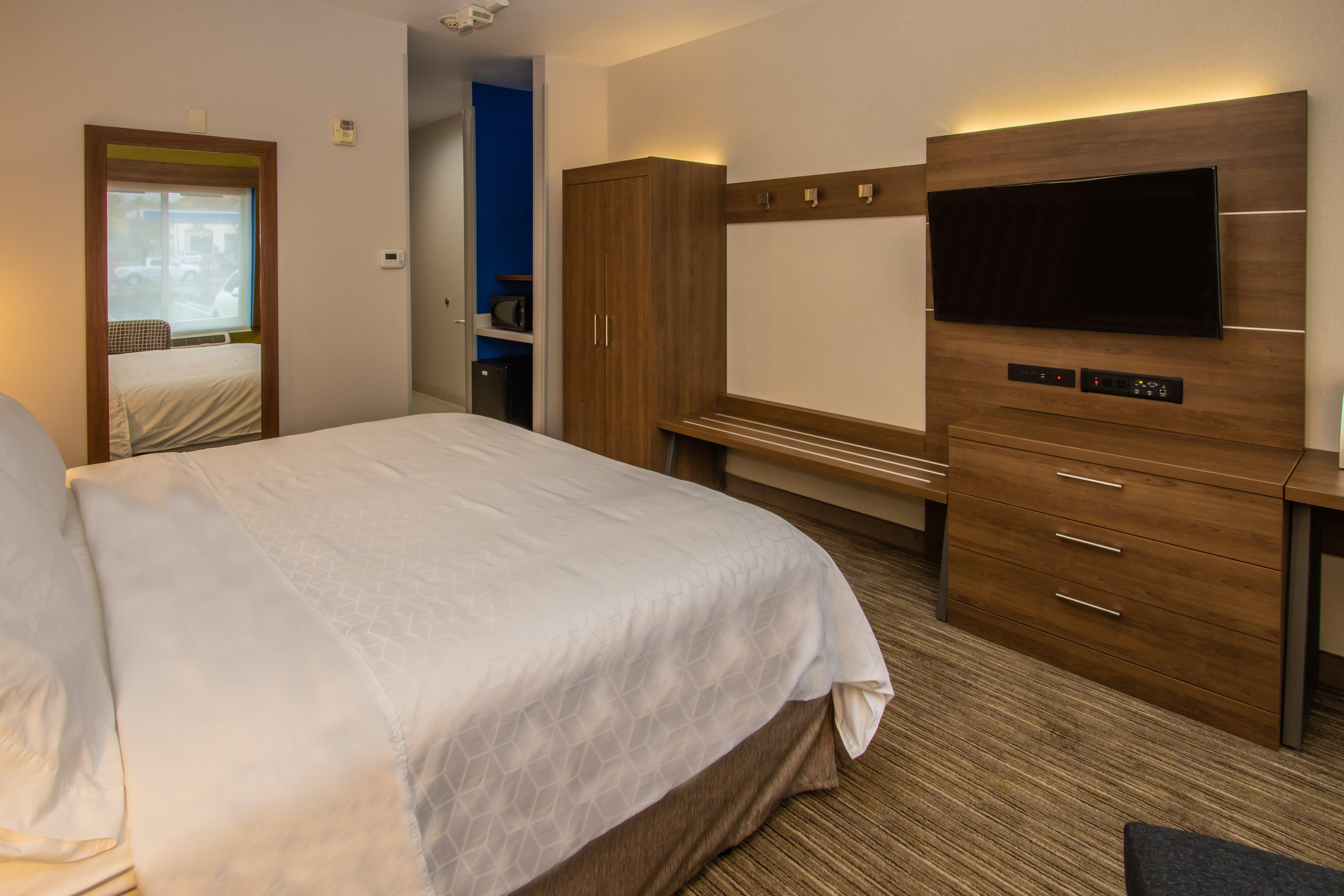Holiday Inn Express Hotel & Suites Roseville - Galleria Area By Ihg Luaran gambar
