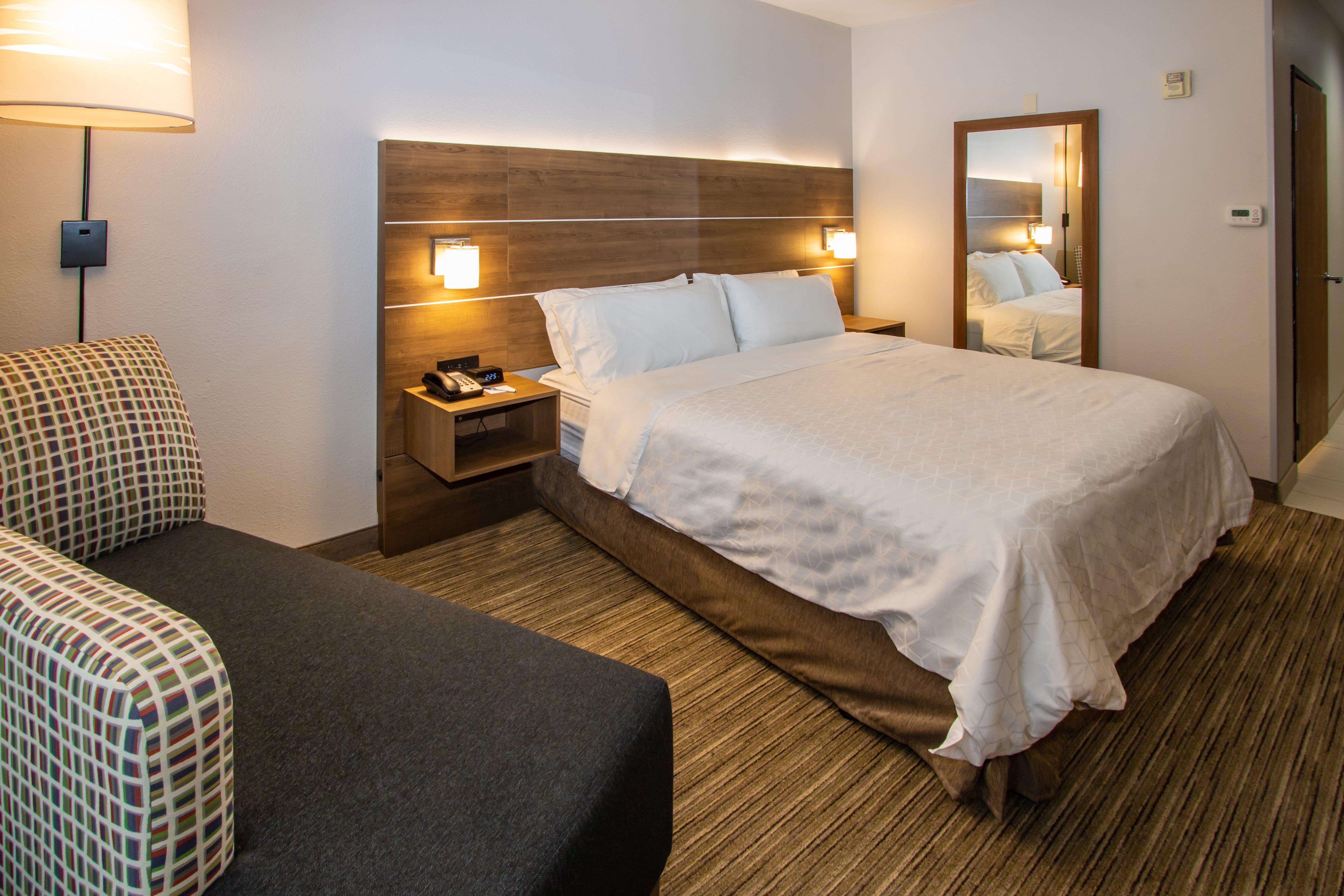 Holiday Inn Express Hotel & Suites Roseville - Galleria Area By Ihg Luaran gambar