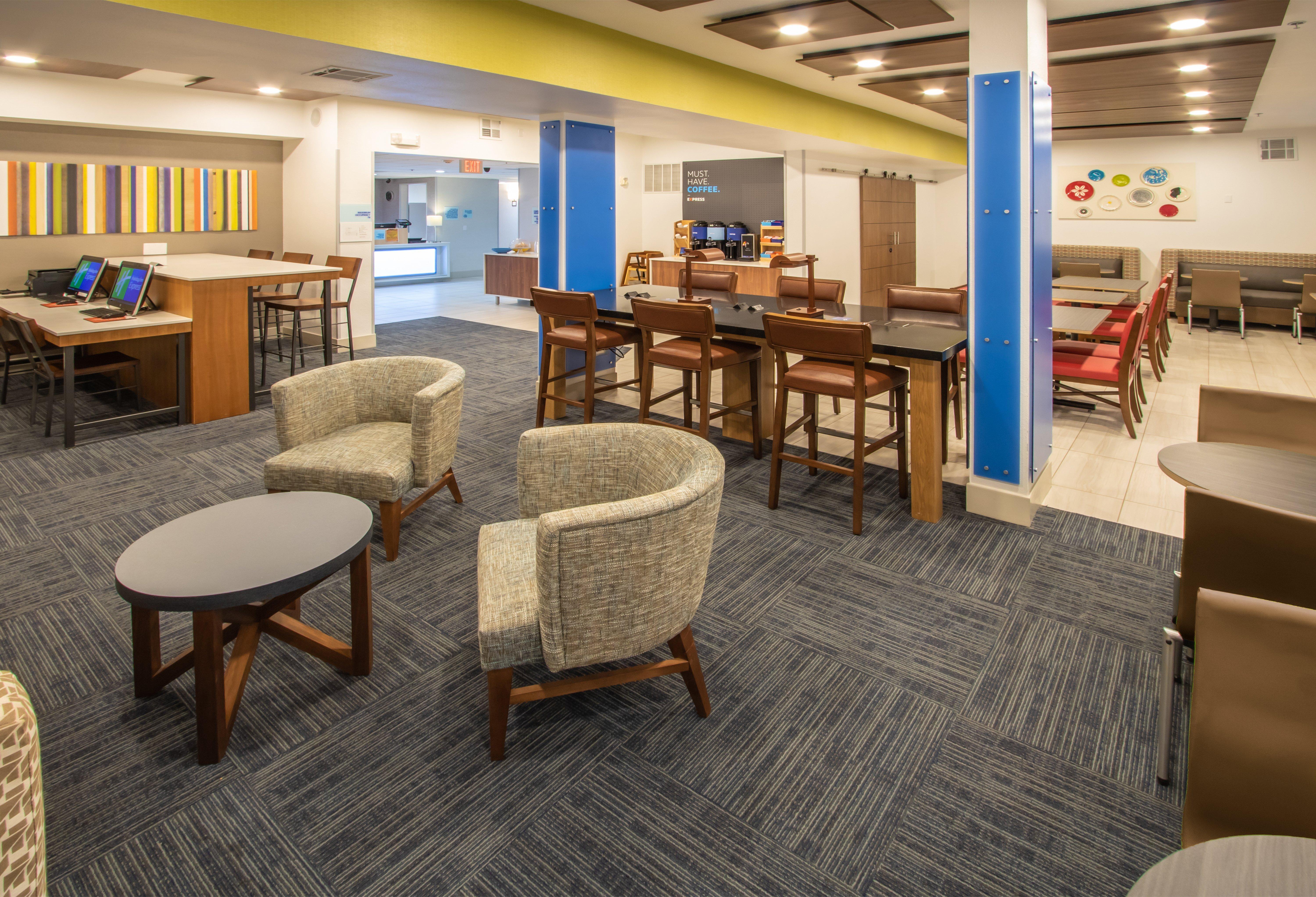 Holiday Inn Express Hotel & Suites Roseville - Galleria Area By Ihg Luaran gambar
