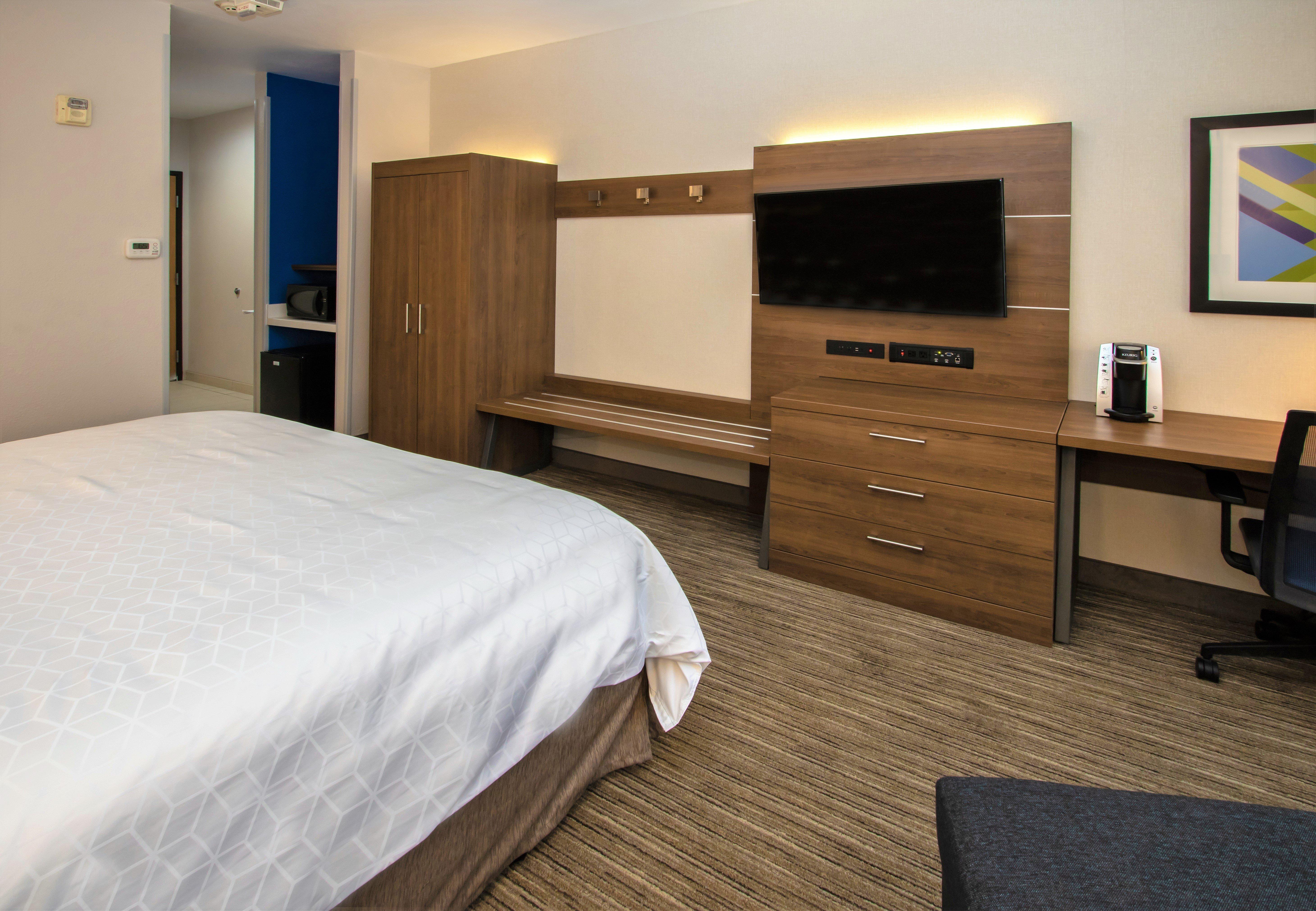 Holiday Inn Express Hotel & Suites Roseville - Galleria Area By Ihg Luaran gambar