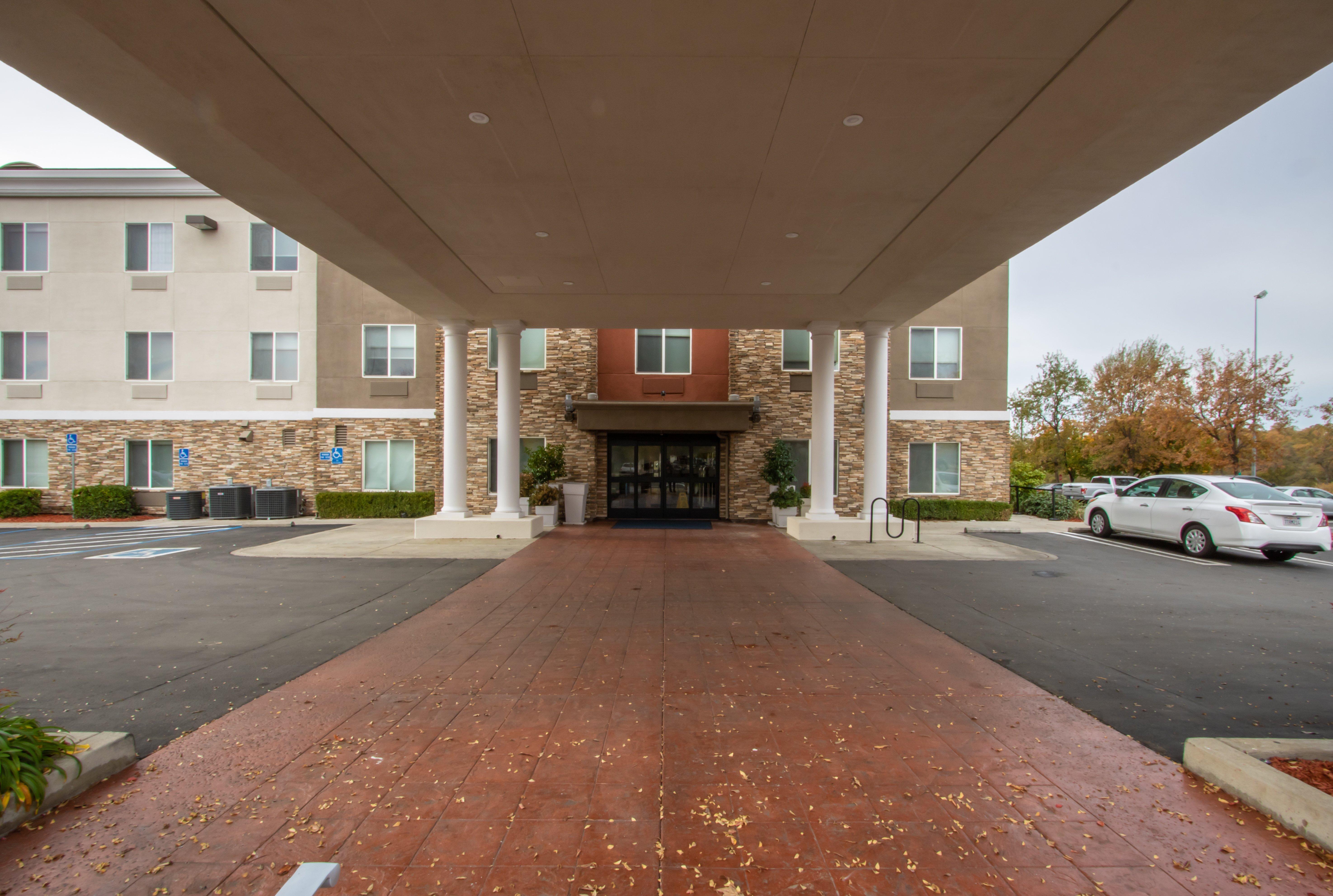Holiday Inn Express Hotel & Suites Roseville - Galleria Area By Ihg Luaran gambar