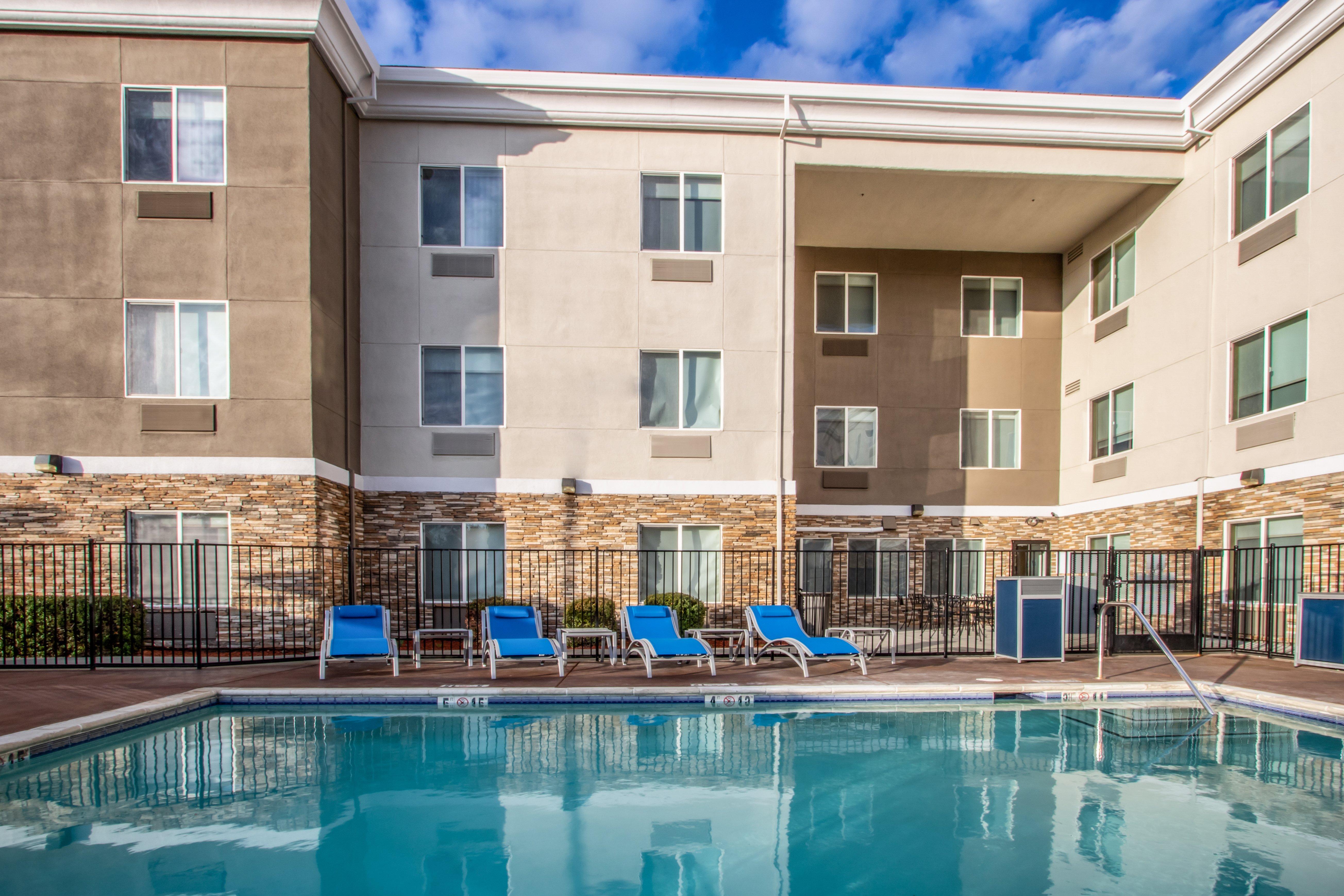 Holiday Inn Express Hotel & Suites Roseville - Galleria Area By Ihg Luaran gambar
