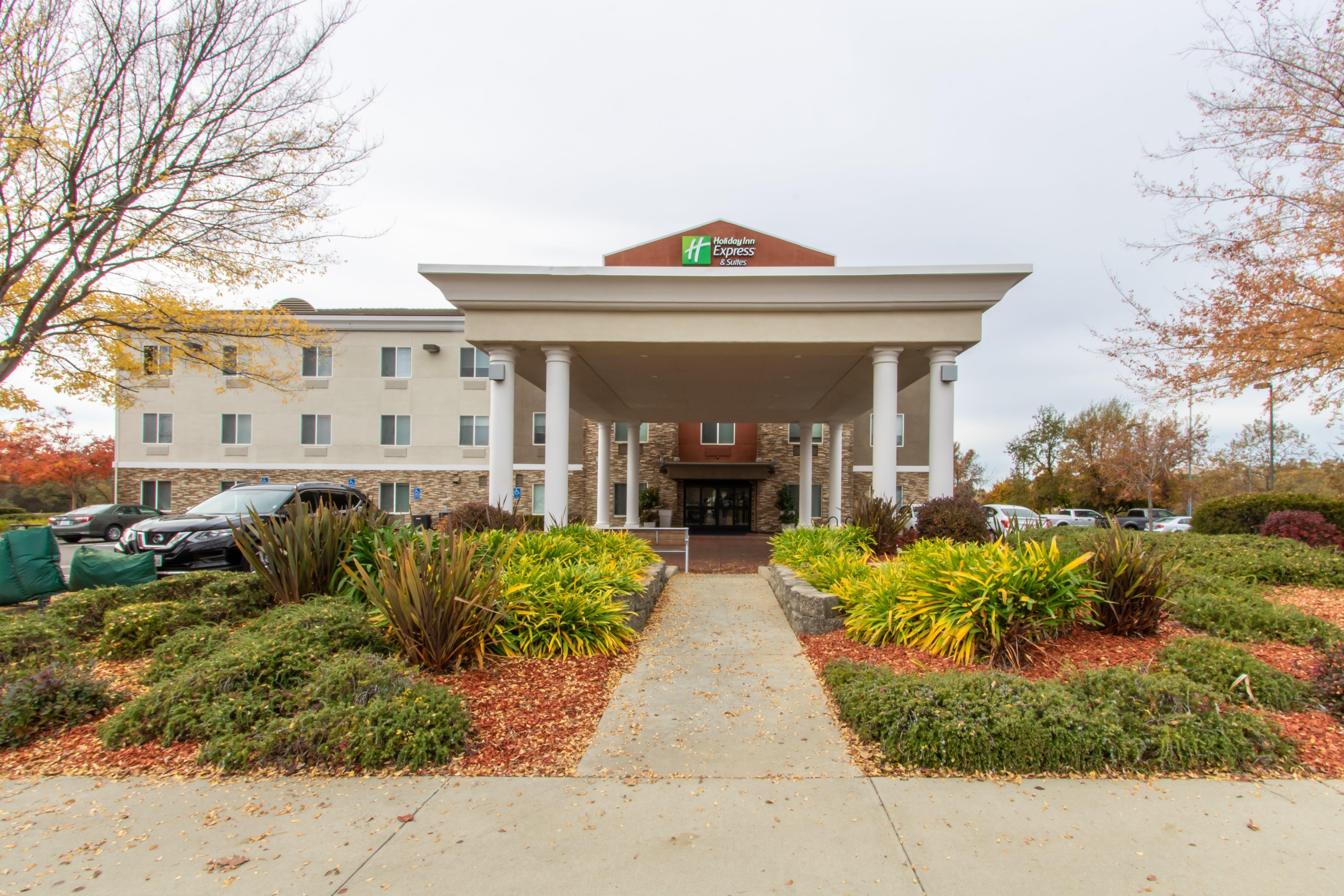 Holiday Inn Express Hotel & Suites Roseville - Galleria Area By Ihg Luaran gambar