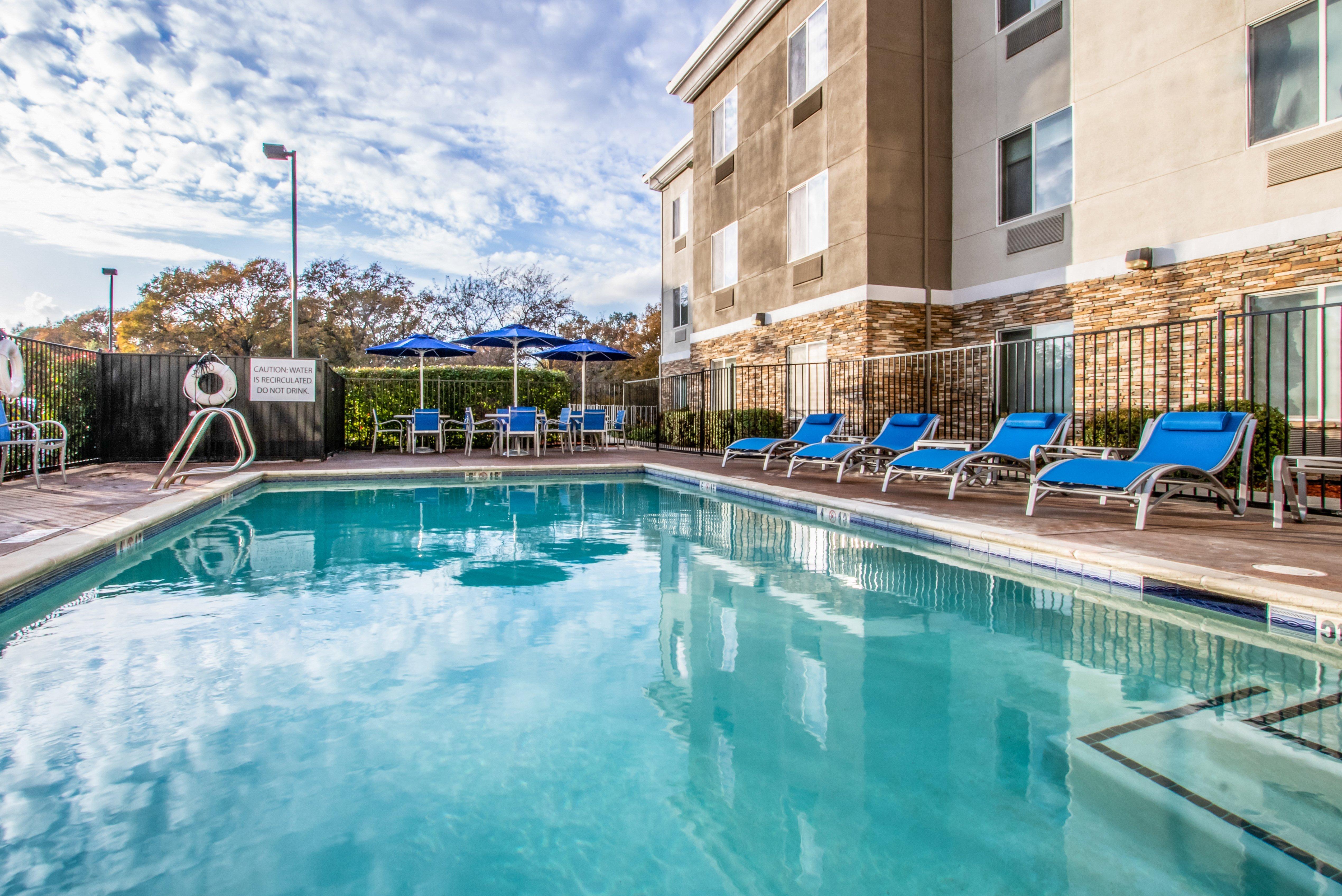 Holiday Inn Express Hotel & Suites Roseville - Galleria Area By Ihg Luaran gambar